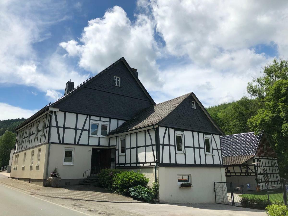 Ferienhof Donner an der Wenne Eslohe Exterior foto